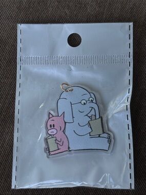 Kids Elephant & Piggie Piggy w/ Pigeon  Charm Pendant Gray Grey Pink Green